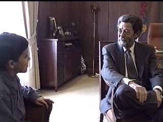 El alcalde nos atendi� amablemente durante casi una hora. Nos cont� que en los balnearios de Getxo muchos ilustres visitantes se hab�an inspirado, como quiz� Gustavo Adolfo B�cquer.