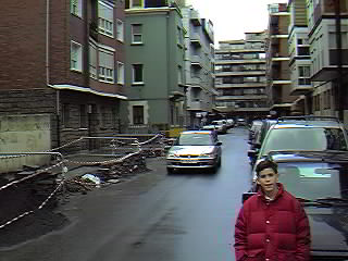 c/ Joaqu�n Arellano hacia la c/ Gobela.