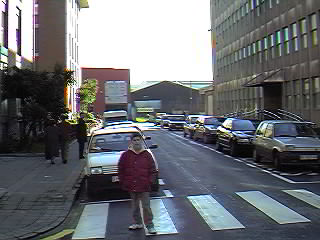 * Ambulatorio. Bidebarrieta, 10-12. Las Arenas. Tel: 94 463.48.00. c/ Bidebarrieta, hacia Leioa.