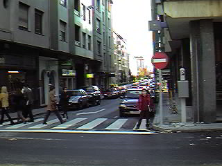 c/ Bidebarrieta, hacia la c/ Gobela.