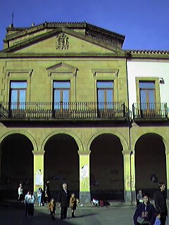Antiguo Ayuntamiento y Plaza de San Nicol�s. Zona que fue centro de la vida p�blica de Algorta desde la segunda mitad del S. XIX.