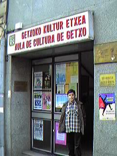 AULA DE CULTURA DE GETXO. Las Mercedes, 13. Las Arenas. Tel: 94 464.24.04 BIBLIOTECA, SALA EXPOSICIONES, LOCALES POLIVALENTES Y AUDIOTECA.
