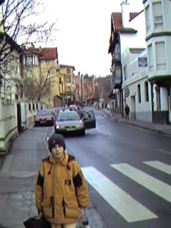 Neguriko Etorbidea, hacia la Estaci�n de Metro Neguri.