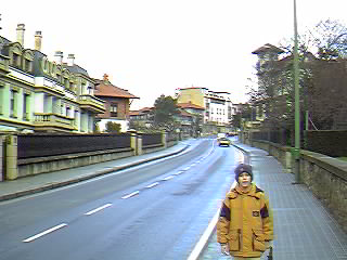 Algortako Etorbidea, hacia el Ayuntamiento de Getxo.