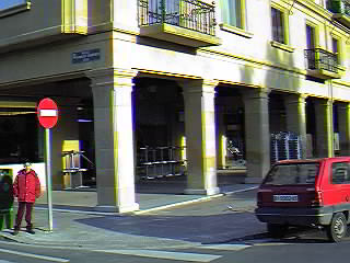 c/ Gobela, hacia el Muelle Tom�s Olabarri y el Puente Colgante.