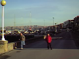 Seguimos paseando por el Muelle de Las Arenas.