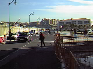 Salida del Puerto Nuevo hacia la rotonda de Punta Bego�a.