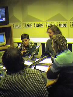 En el estudio de Radio Euskadi.